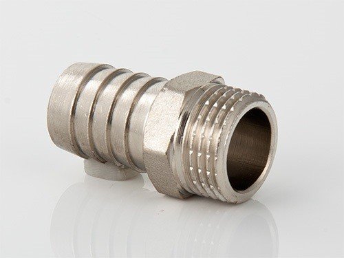Штуцер для шланга VALTEC 1/2 х 18 мм VTr,650,N,0418 наружная резьба, никелированная латунь